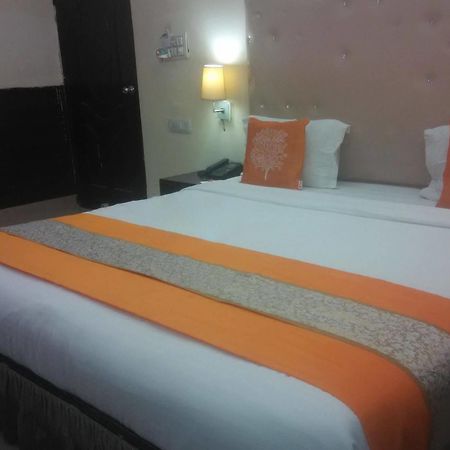 Lazeez Otel Yeni Delhi Dış mekan fotoğraf